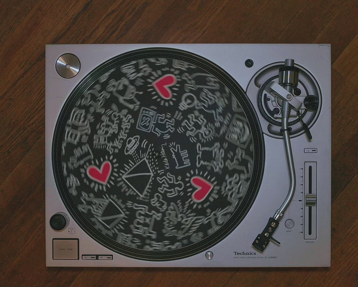 CoverArt Keith Haring 12" Slipmat (HEART)